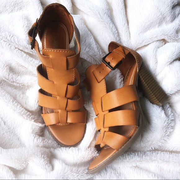 BONGO Shoes - Bongo Tan Gladiator Style Sandals